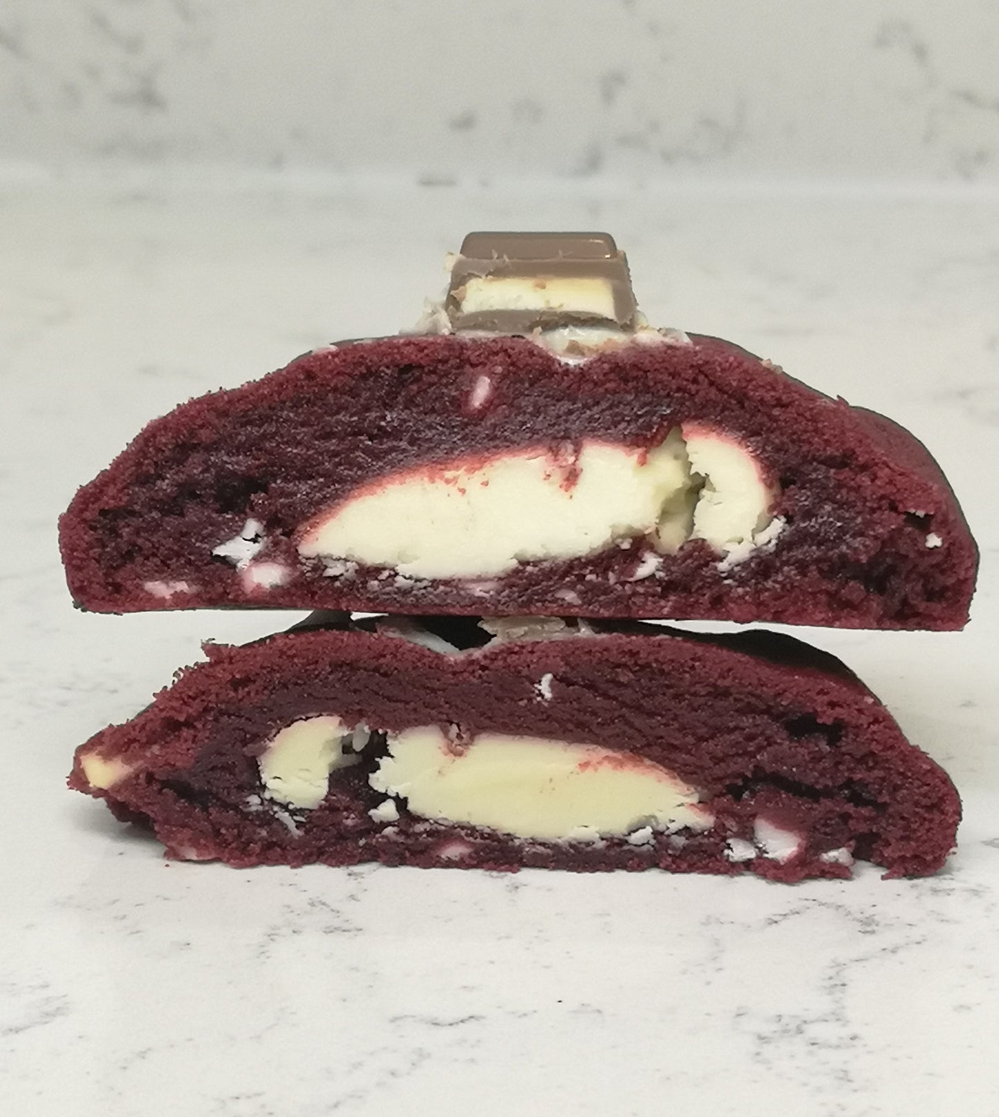 RED VELVENT & WHITE CHOCOLATE 60g ea. (bag/box x6)